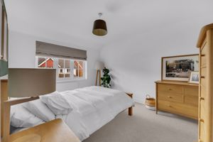 Photo 21- click for photo gallery